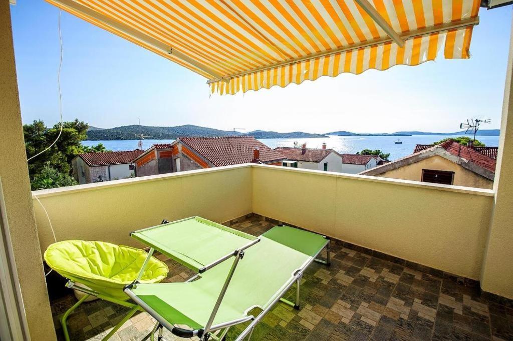 Deluxe Apartment Жаборич Экстерьер фото